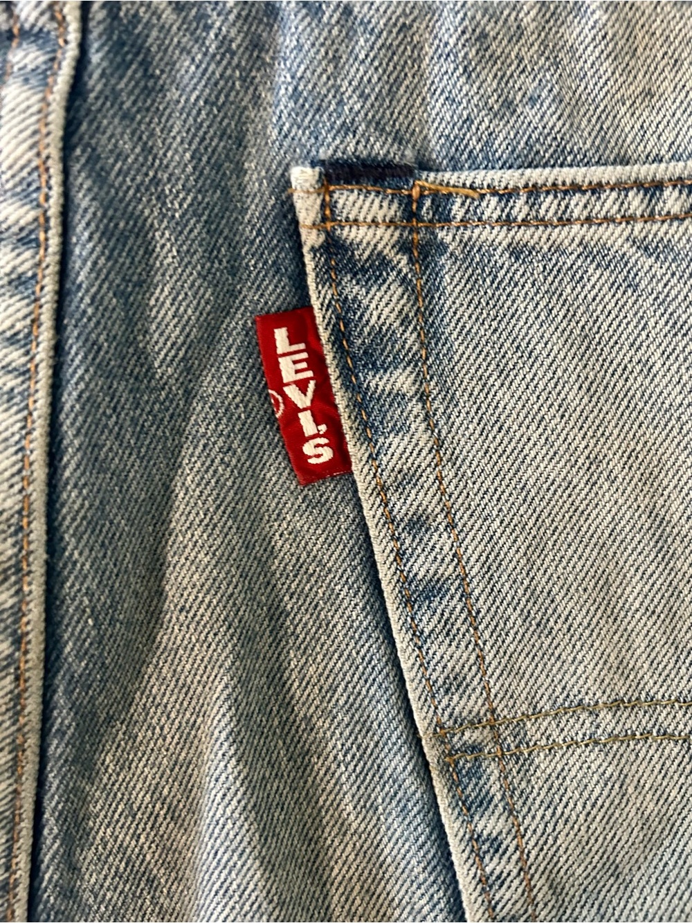 Levi’s Premium Hi-Ball High Rise Cutoff Shorts W30 Light Wash Distressed Denim - Picture 8 of 10